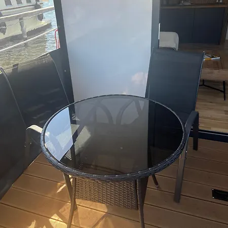 Hotel na wodzie Hausboot Seaside