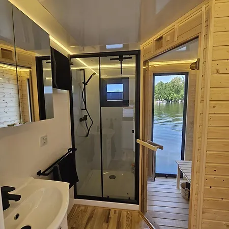 Hausboot Seaside Poczdam